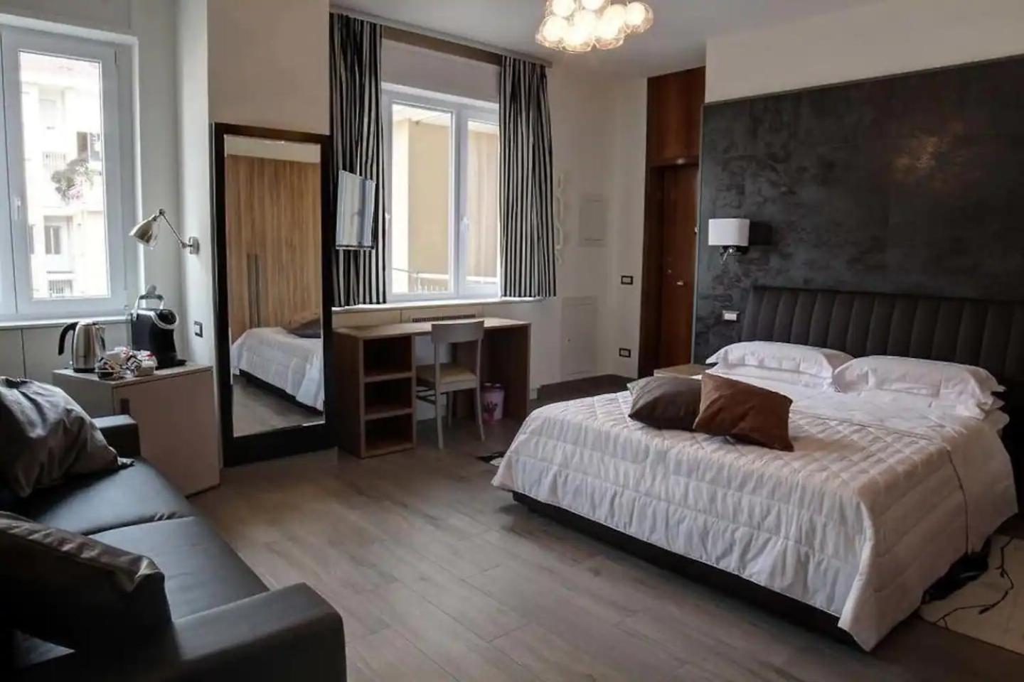 Arsenale Turin Rooms Bagian luar foto