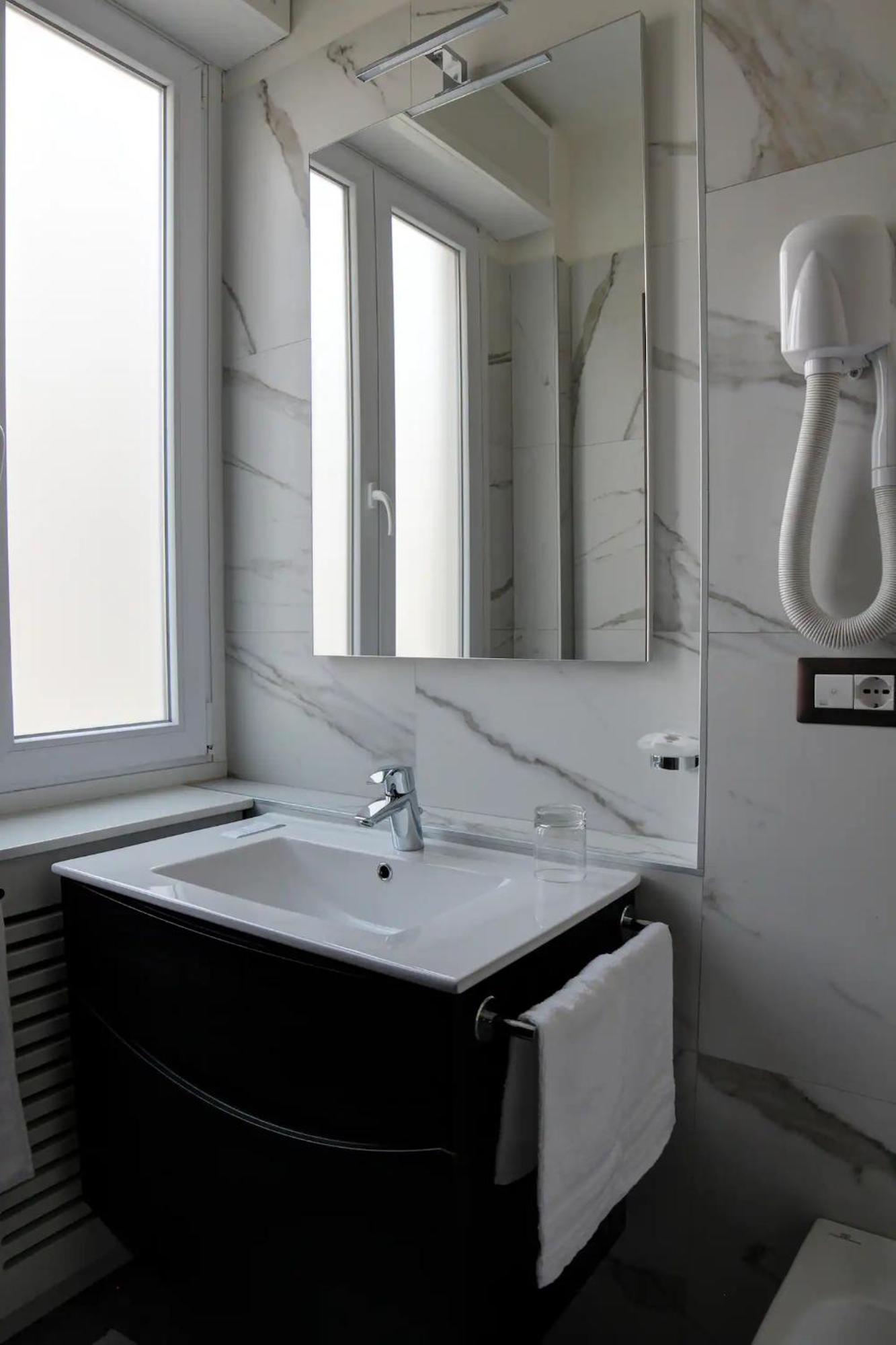Arsenale Turin Rooms Bagian luar foto
